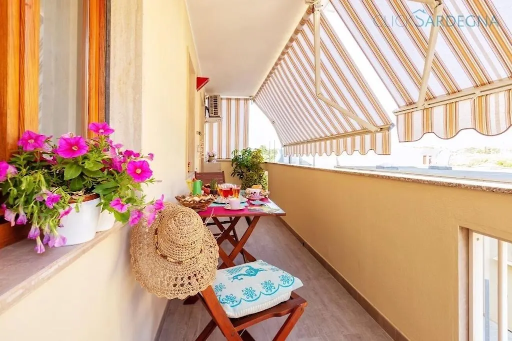 Lovely Apartment Next To The Beach With Air Conditioning And Wifi 알게로
